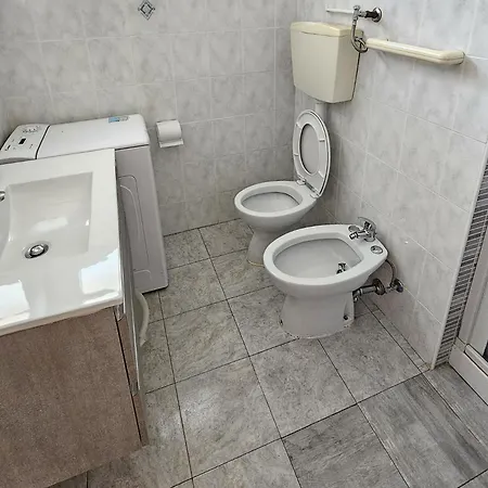Apartment Federica 4 *
